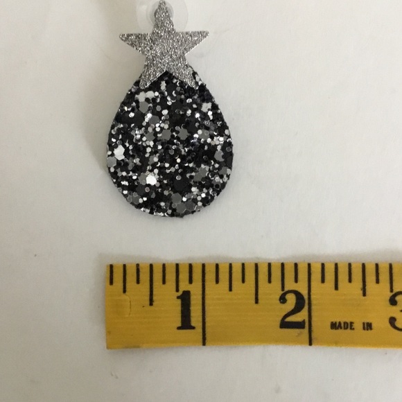 Star glitter earrings - Picture 4 of 4